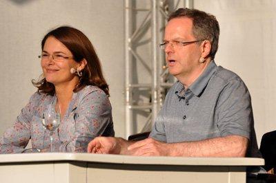 Barbara Auer und Christian Maintz lesen zugunsten von HelpAge (Unterhaltung / Freizeit | Osnabrück)